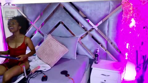 emmalove01 online show from May 19, 2:40 am