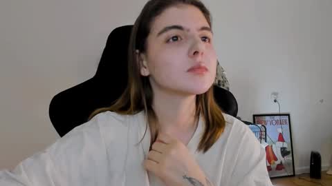 Snapshot of emmamon chatting on January 26, 7:09 pm Emma online show from January 26, 7:09 pm