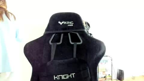 Snapshot of emmamon chatting on September 24, 10:07 am Emma online show from September 24, 10:07 am