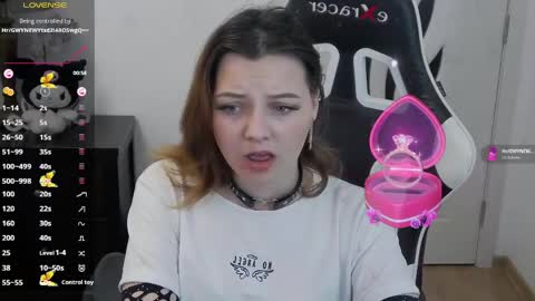 Emma online show from May 31, 4:03 pm