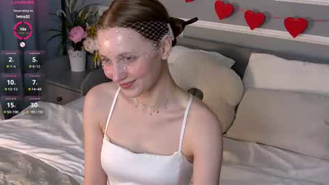Snapshot of emmasagge chatting on June 19, 6:51 am Emma online show from June 19, 6:51 am