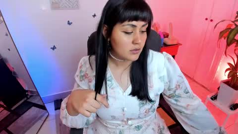 Snapshot of emmax_x chatting on January 25, 2:25 pm EMMA online show from January 25, 2:25 pm