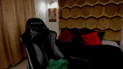 EMMETT COLLINS online show from March 28, 2:05 pm