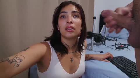 emmi_11 online show from February 19, 12:17 am