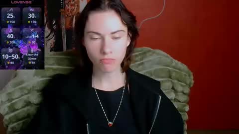 Snapshot of emmi_rossum chatting on May 17, 11:17 am Emmi online show from May 17, 11:17 am