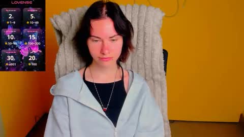 Snapshot of emmi_rossum chatting on May 20, 5:57 am Emmi online show from May 20, 5:57 am