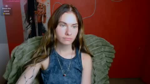 Snapshot of emmi_rossum chatting on June 17, 11:12 am Emmi online show from June 17, 11:12 am