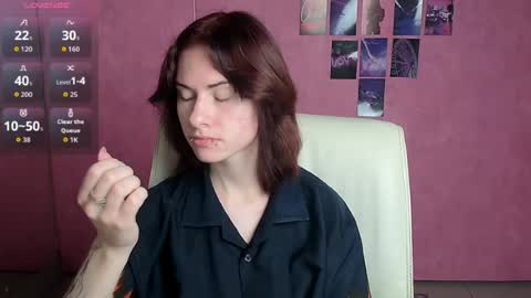 Snapshot of emmi_rossum chatting on July 19, 5:11 am Emmi online show from July 19, 5:11 am