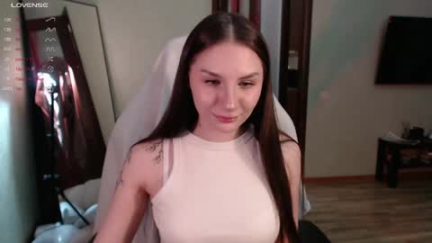 Emily online show from April 14, 7:53 pm