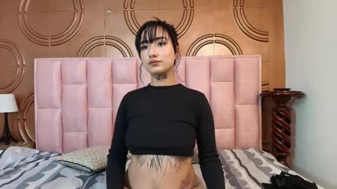 Emmily keller online show from September 20, 1:23 pm