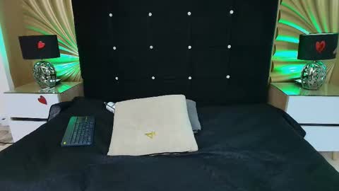 Emmily keller online show from February 19, 2:02 pm