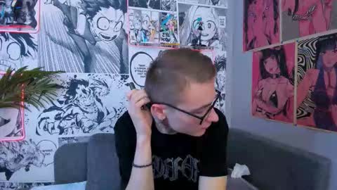 Snapshot of emmit_barker chatting on February 15, 3:36 am Emmit online show from February 15, 3:36 am