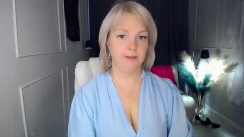 emmmam online show from September 17, 11:12 am