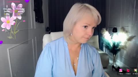 emmmam online show from October 26, 11:31 pm