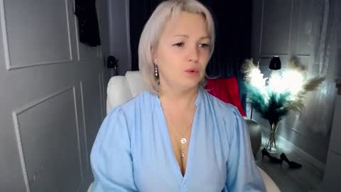 emmmam online show from October 31, 5:52 am