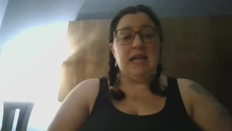 Snapshot of emmthaluscious chatting on January 7, 11:16 am emmthaluscious online show from January 7, 11:16 am