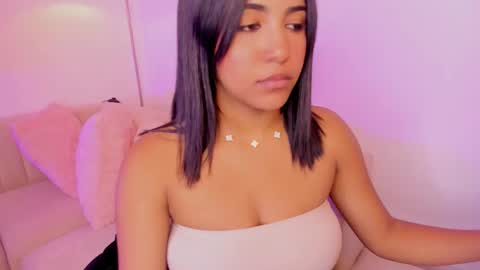 Emmy Heart online show from February 8, 3:32 am