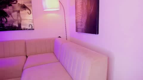 Emmy Heart online show from February 17, 3:36 am