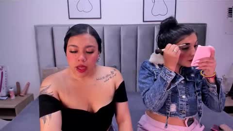 Emily  Laila  online show from October 9, 12:14 pm