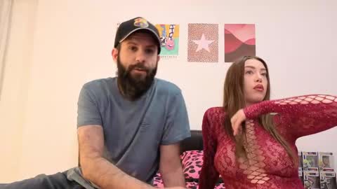 Em online show from May 1, 12:04 am