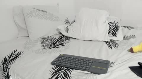 Snapshot of emperatriiiz chatting on December 5, 11:07 pm Emperatriz online show from December 5, 11:07 pm