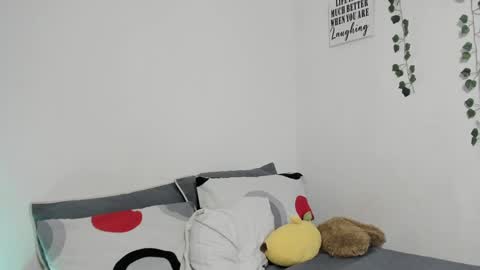 Snapshot of emperatriiiz chatting on December 9, 10:20 pm Emperatriz online show from December 9, 10:20 pm