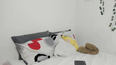 Snapshot of emperatriiiz chatting on December 18, 10:24 pm Emperatriz online show from December 18, 10:24 pm