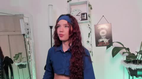 Snapshot of emperatriiiz chatting on January 17, 8:11 pm Emperatriz online show from January 17, 8:11 pm