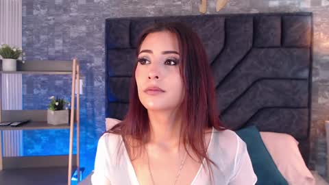 Snapshot of emy_fg chatting on May 16, 8:07 pm Emy online show from May 16, 8:07 pm