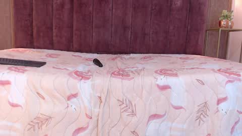 Emy online show from March 4, 11:32 pm