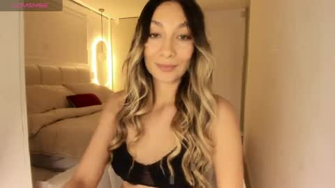 emyconneer online show from May 2, 6:46 pm