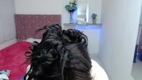 Snapshot of emyfuckhard chatting on October 9, 12:25 pm emyfuckhard online show from October 9, 12:25 pm