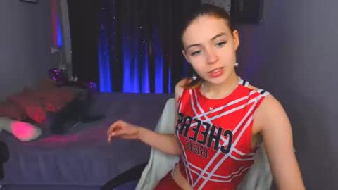 enchanted_bella online show from February 18, 1:29 pm