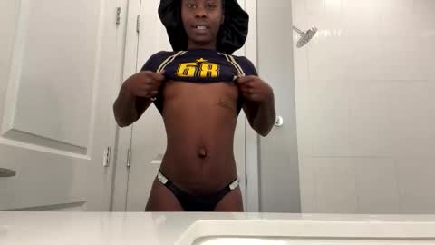 Snapshot of enchantressanon chatting on February 5, 4:39 am Enchantress online show from February 5, 4:39 am