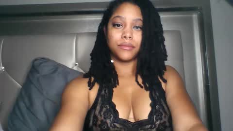 Queen Ayira online show from October 26, 8:31 am