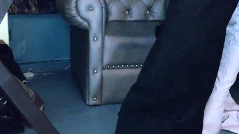 EnchantressQueen online show from March 13, 8:04 pm