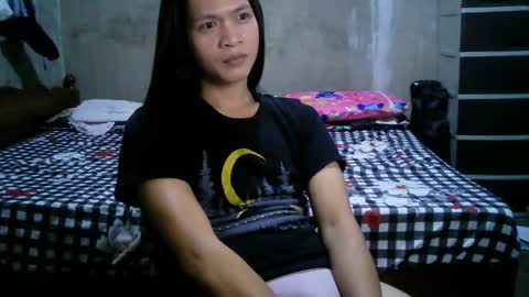 Snapshot of endless_cumexplosion chatting on December 17, 1:18 am I am MITCH online show from December 17, 1:18 am