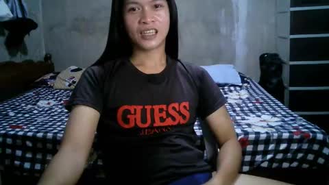 Snapshot of endless_cumexplosion chatting on December 19, 5:29 am I am MITCH online show from December 19, 5:29 am