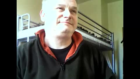 Snapshot of englishguysurrey chatting on January 3, 1:14 pm englishguysurrey online show from January 3, 1:14 pm