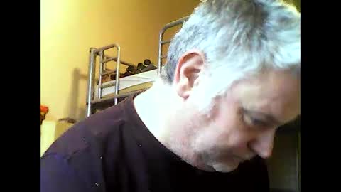 englishguysurrey online show from February 6, 9:56 am