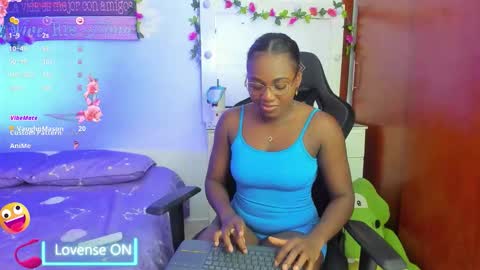 Snapshot of enith20 chatting on November 11, 7:25 pm yice online show from November 11, 7:25 pm