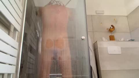xxxTomxxx online show from June 1, 11:12 am