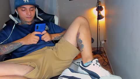 Snapshot of enjoymycock99 chatting on July 3, 5:25 am enjoymycock99 online show from July 3, 5:25 am