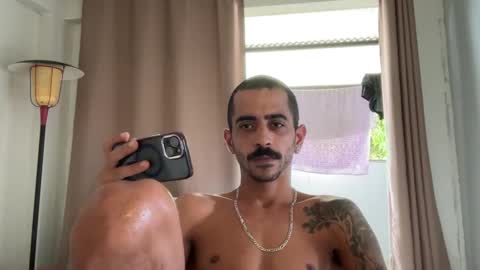 Snapshot of enjoythetrip chatting on February 7, 6:02 pm Luke online show from February 7, 6:02 pm