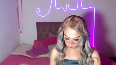 Snapshot of enma_gill chatting on December 10, 2:48 am Enma Rojas online show from December 10, 2:48 am