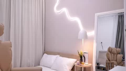 entya online show from November 4, 5:50 am