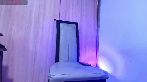 enyel_100 online show from April 11, 4:11 pm