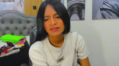 Snapshot of enyelin chatting on July 9, 9:30 pm Enyenlina online show from July 9, 9:30 pm