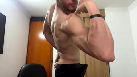 enzo_savage online show from June 1, 11:45 am