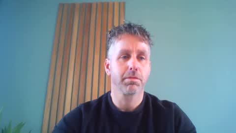 Snapshot of enzoenzo7 chatting on February 26, 10:36 am Enzos Massive Cock online show from February 26, 10:36 am